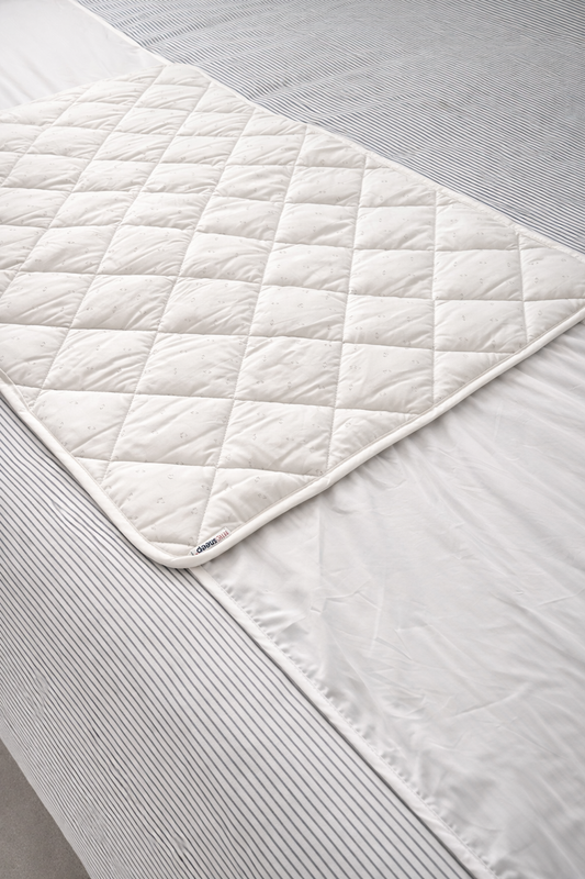 WATERPROOF BED PAD